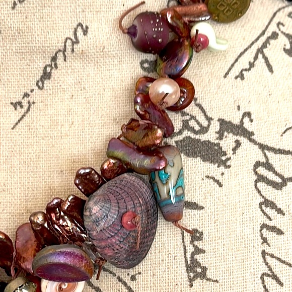 this necklace just so beautiful I can’t believe how much imagination and talent - Picture 3 of 17